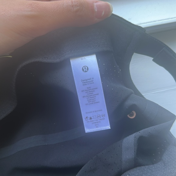 *****SOLD***** NWOT Black Lululemon Running Free Baseball Cap - Picture 7 of 7